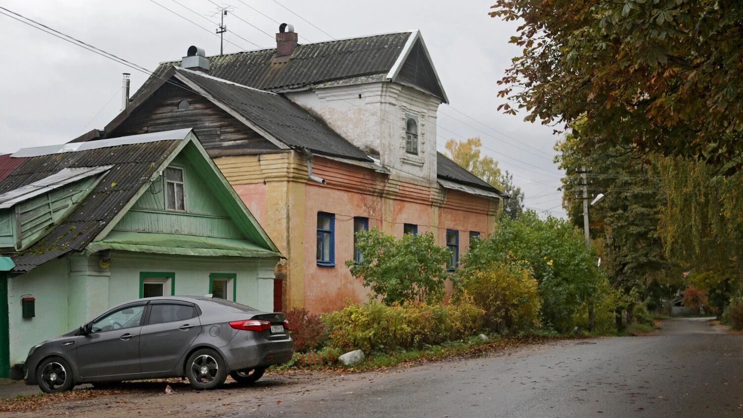 В отпуск осенью в Тверскую глубинку. Три города, паровоз и каменоломни