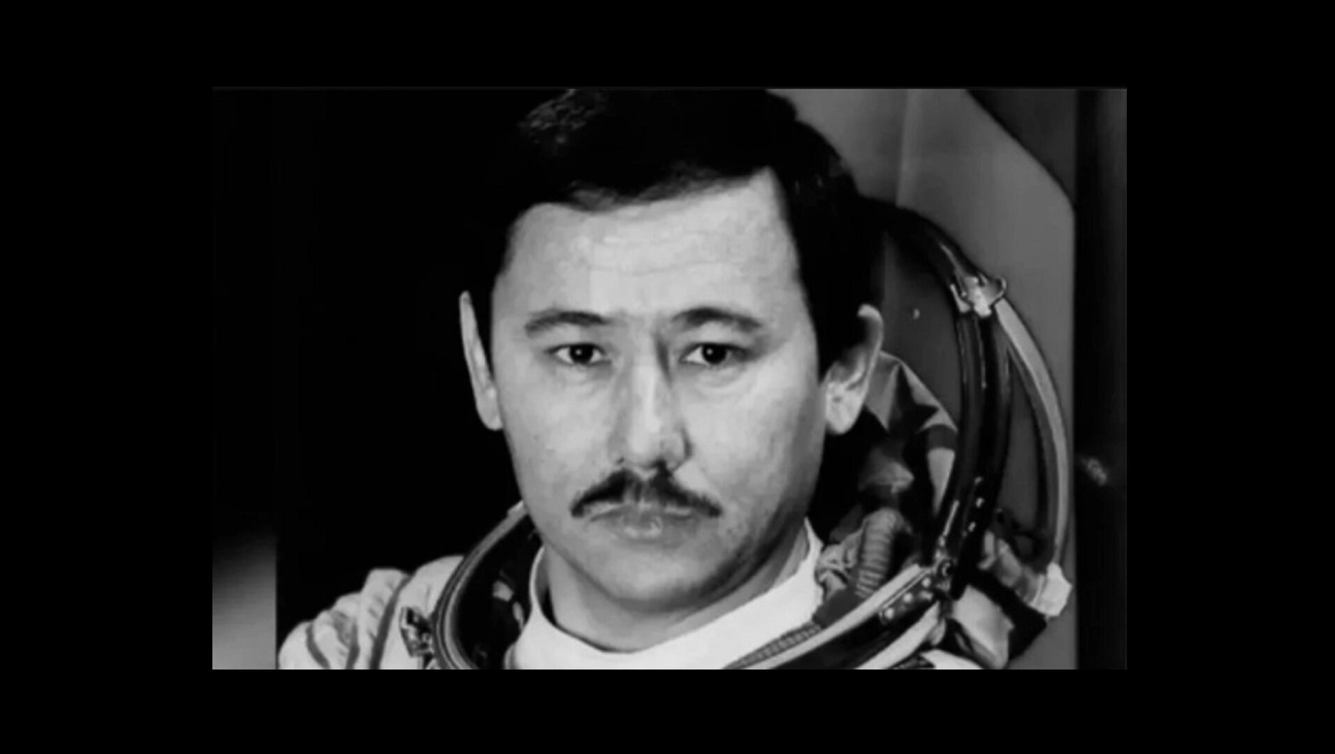 Ушел из жизни часто посещавший Удмуртию космонавт