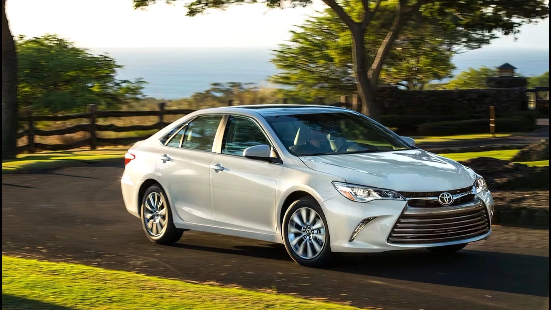 «Кабы чего не вышло»: как «Тойота Камри» стала самым надежным автомобилем всех времен