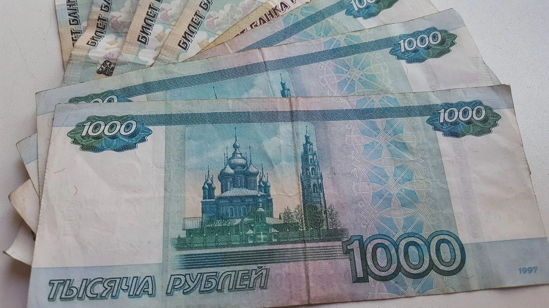 Повышение зарплаты бюджетникам, прибор за 2,7 млн и итальянская любовь в Удмуртии