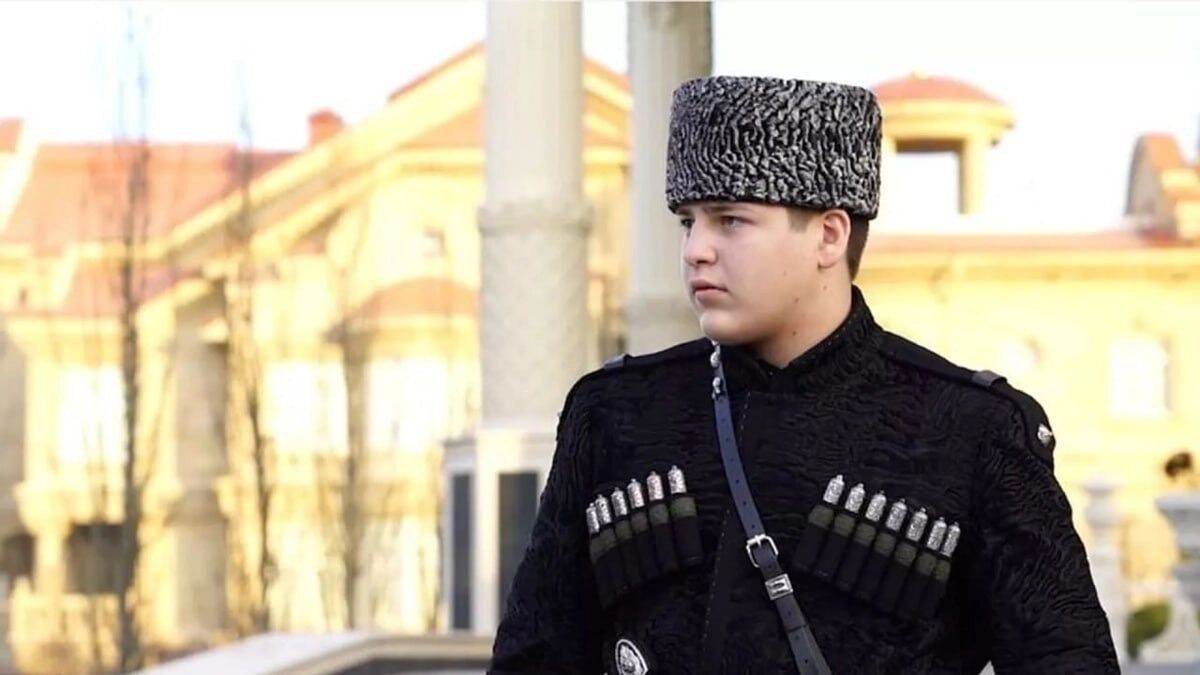 Как у наследника престола: Рамзан Кадыров объяснил, почему его сын получает медали