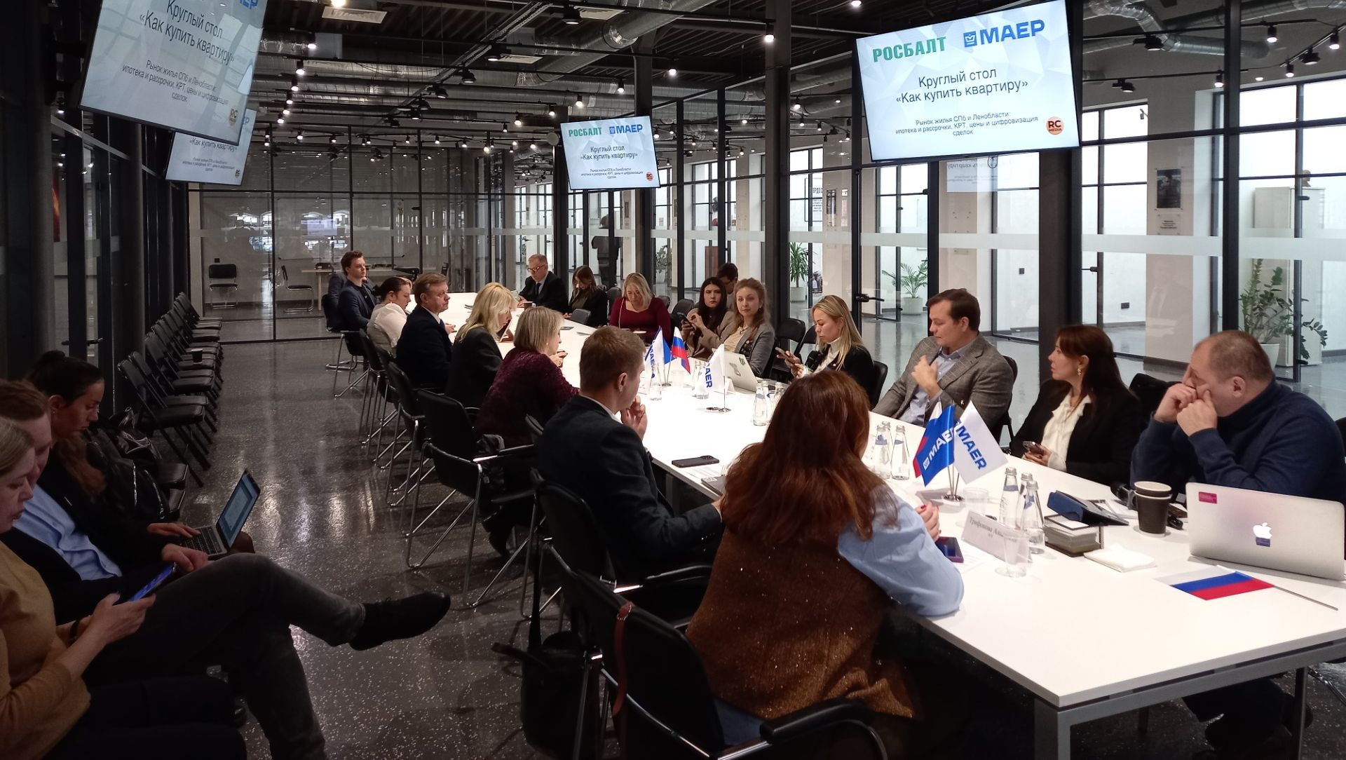 Тянуть с покупкой квартиры смысла нет: что происходит на рынке недвижимости