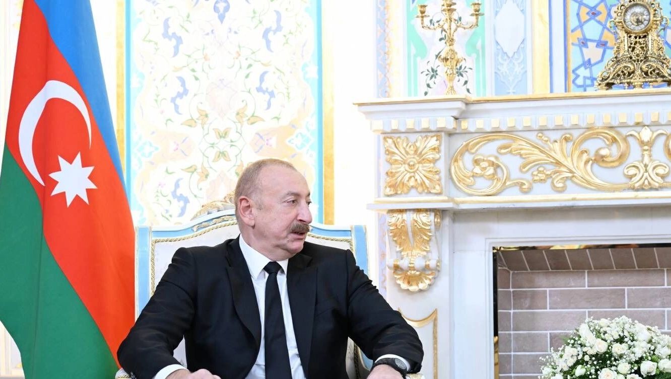 Отработала ПВО: Путин назвал причины катастрофы самолета AZAL