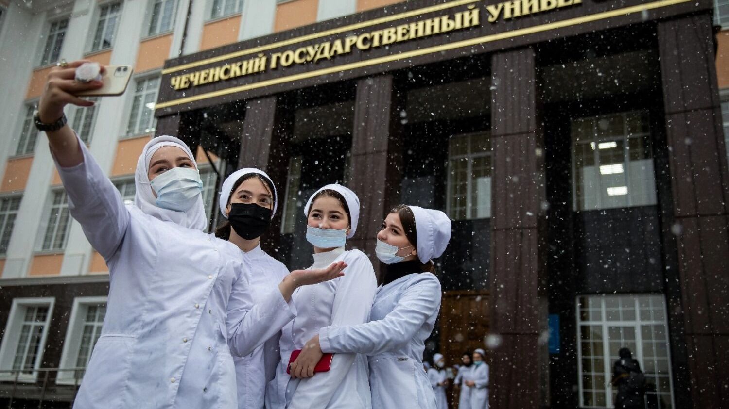 Не распределение, а наставничество. Что еще придумала власть для студентов медвузов