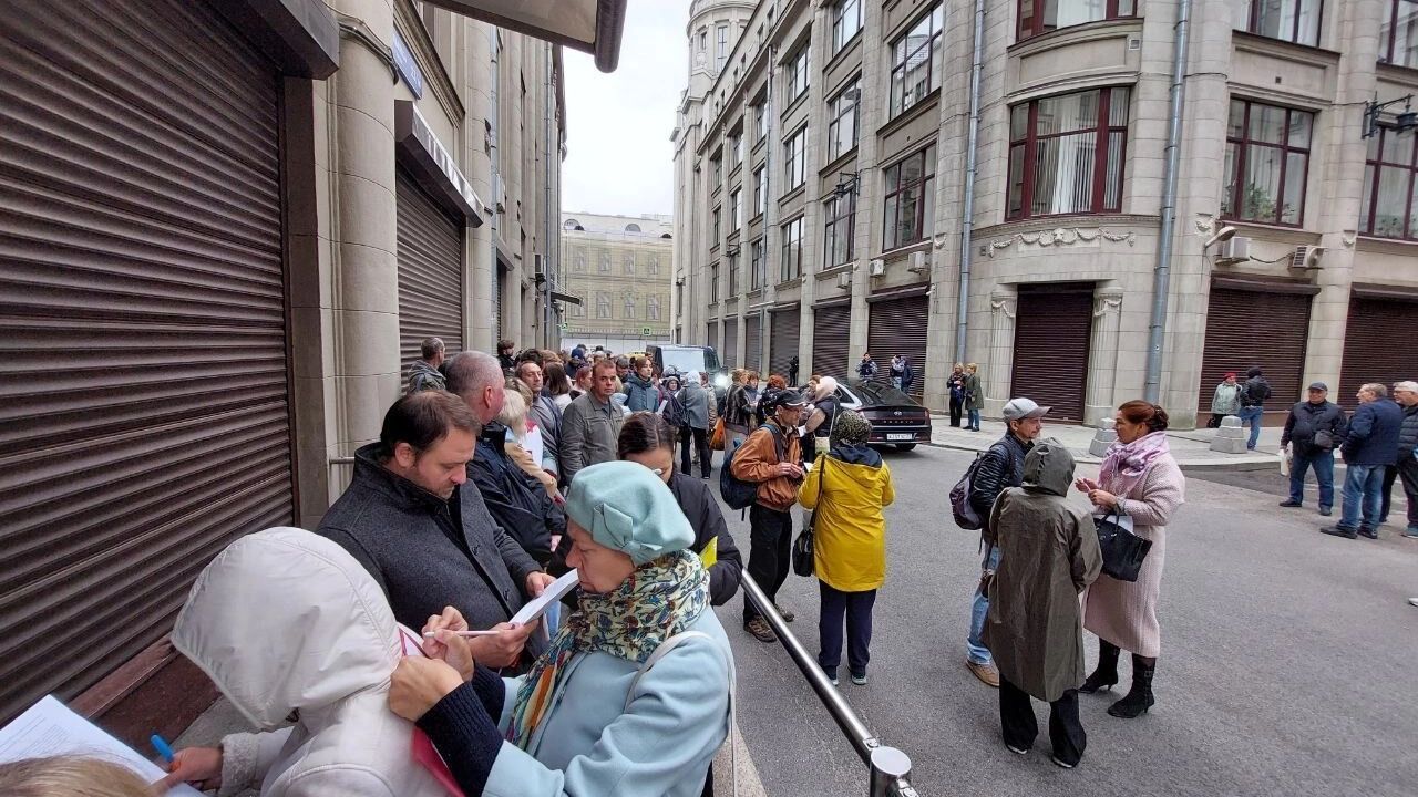 Большая стройка: москвичей лишают леса, они жалуются Путину на Собянина
