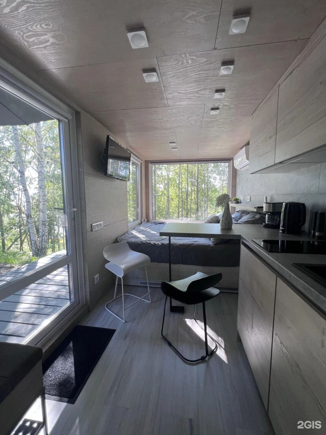 Aspen glamping больше рассчитан на отдых для двоих
