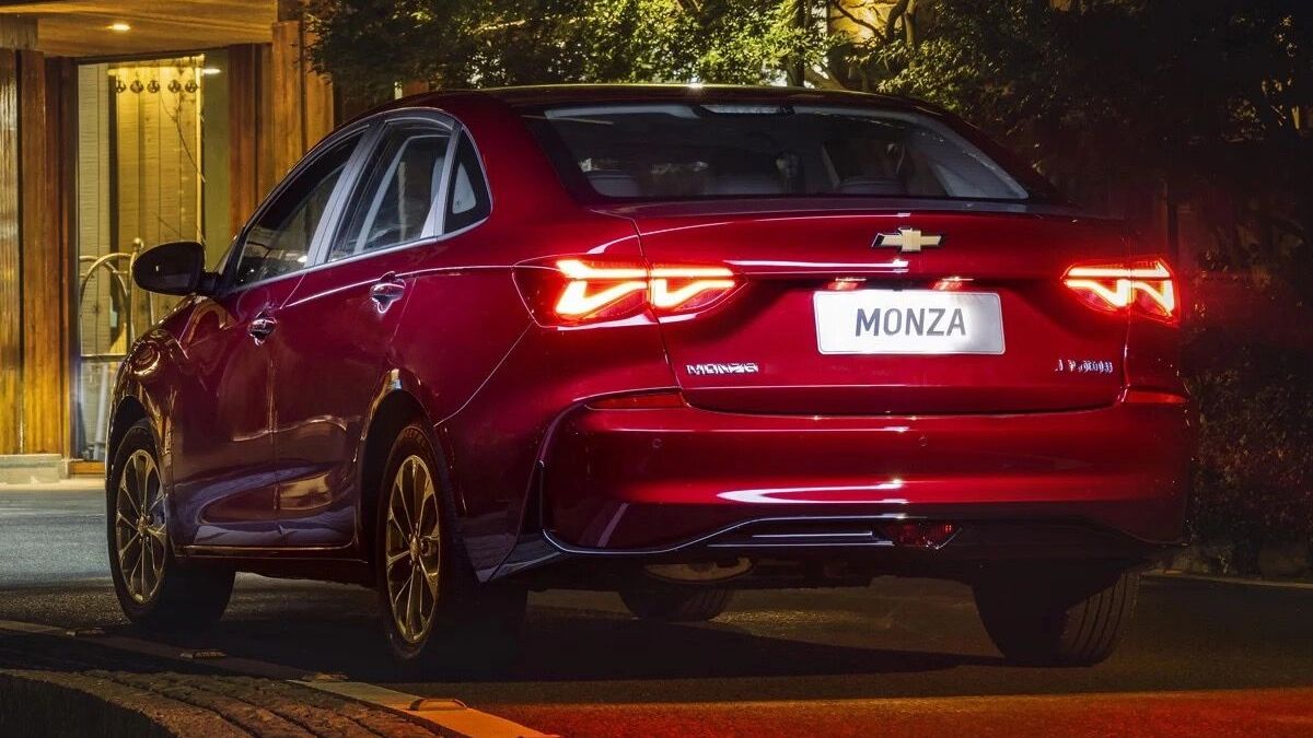 Chevrolet Monza: светодиодные фонари выгодно отличают бюджетный седан