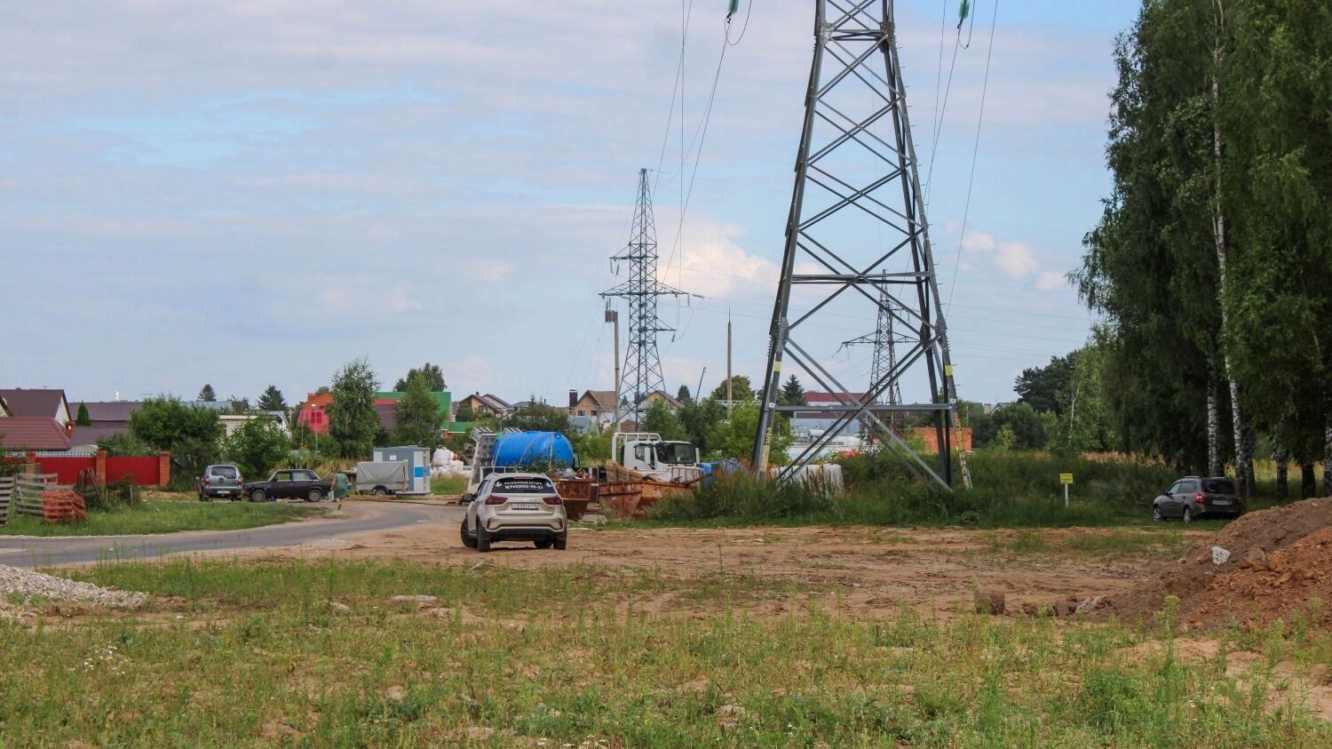 Местность в районе стыка будущего дублера Оренбургского тракта и дороги у Мирного