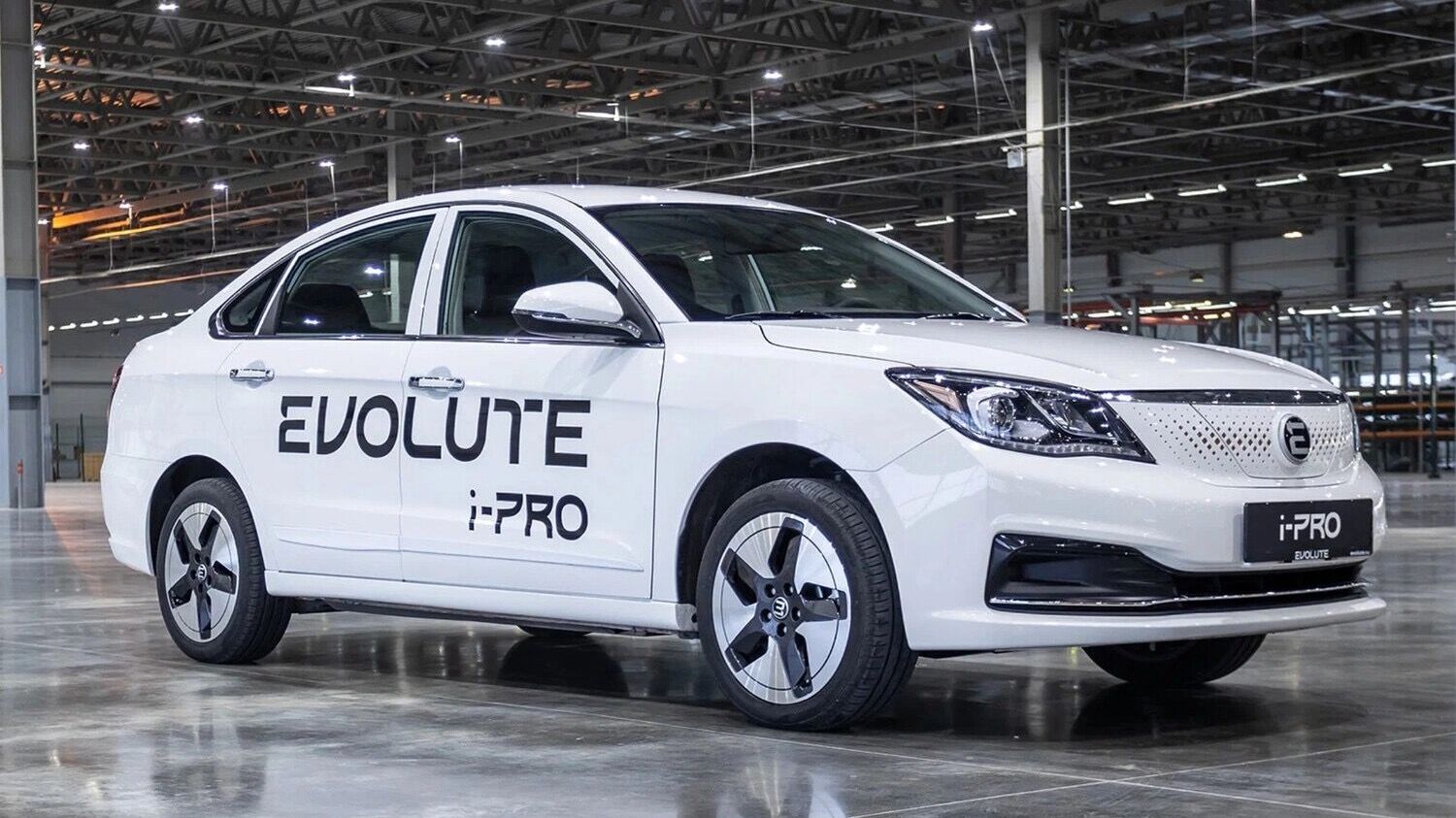 «Закончил жизненный цикл»: почему ушел в мир иной наш первый электрокар Evolute i-Pro