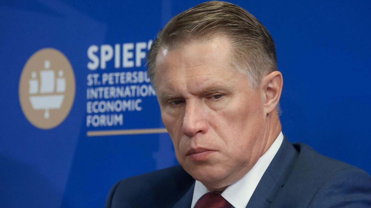 При Михаиле Мурашко во главе Минздрава дефицит медперсонала в РФ увеличился