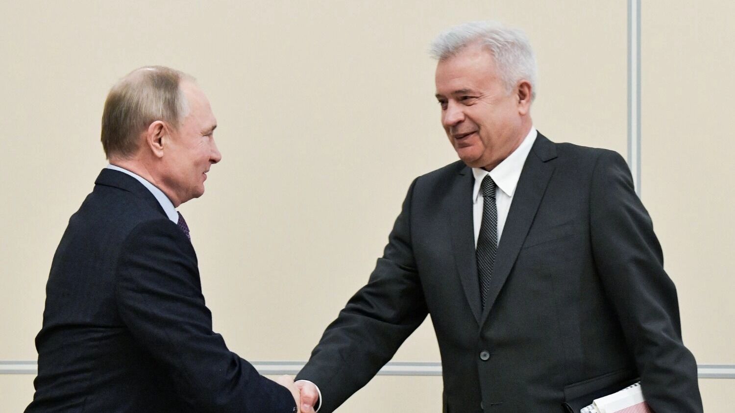 Эксперт ТЭК Юшков: «Для „Лукойла“ нависла опасность национализации активов в Европе»