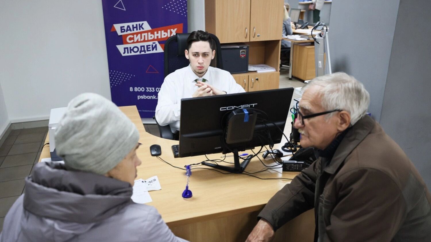 Сегодня брать кредиты в банке — это история про слабоумие и отвагу