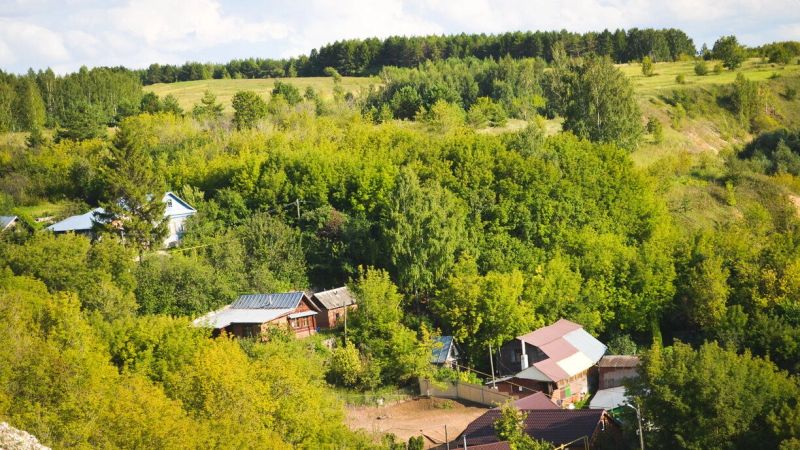 Проект «Золотая осень»: когда достроят социальную деревню и кто в ней сможет жить