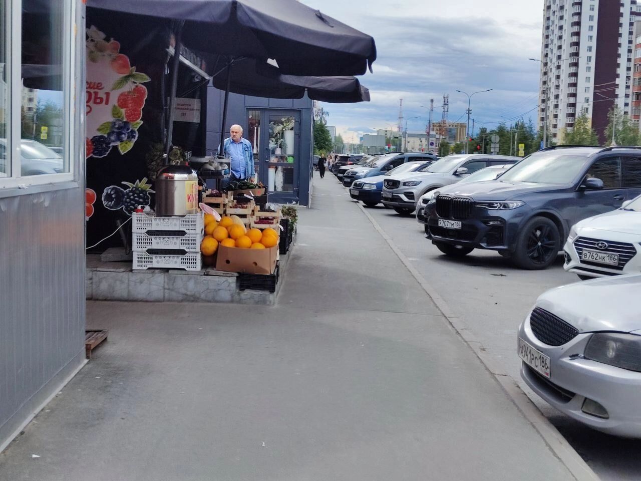 Цены в «элитном» лотке подороже