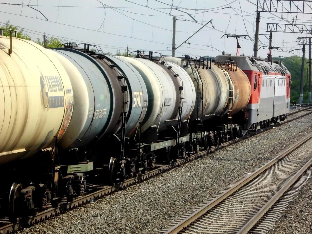 Пропал бензин. Власти принимают меры в интересах нефтяников, топливо будет дорожать