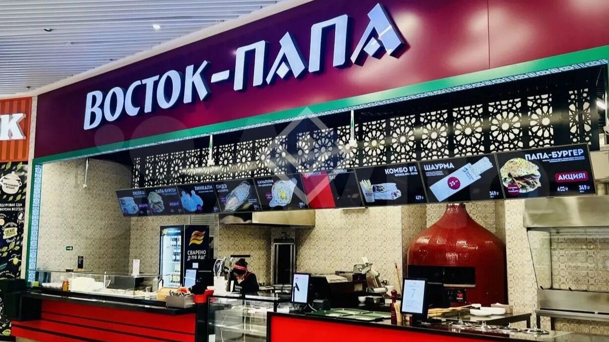 В iMALL «Эспланада» за 15 миллионов продают кафе, где готовят в дровяной печи